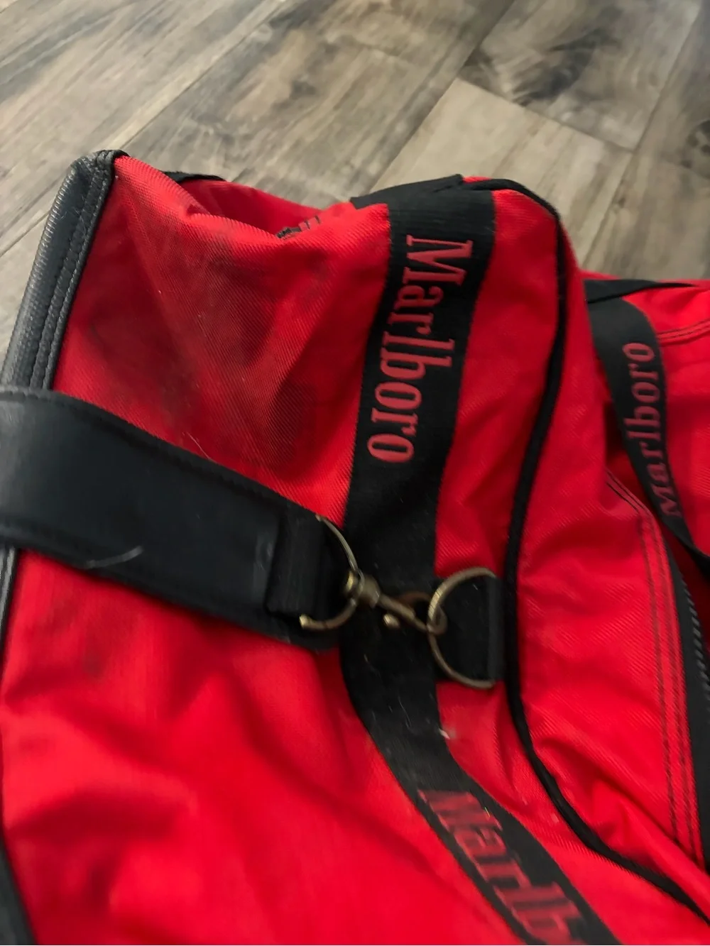 Vtg Marlboro Adventure Team 90’s Travel Weekender Bag Rolling Luggage Duffle